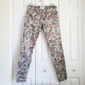 Current/Elliott Grey Camo Ankle Skinny Jean